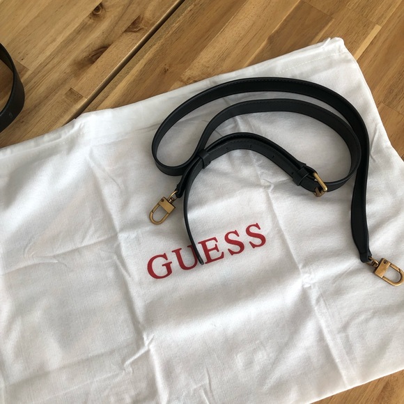Guess bag ‼️SOLD‼️ - Picture 7 of 7